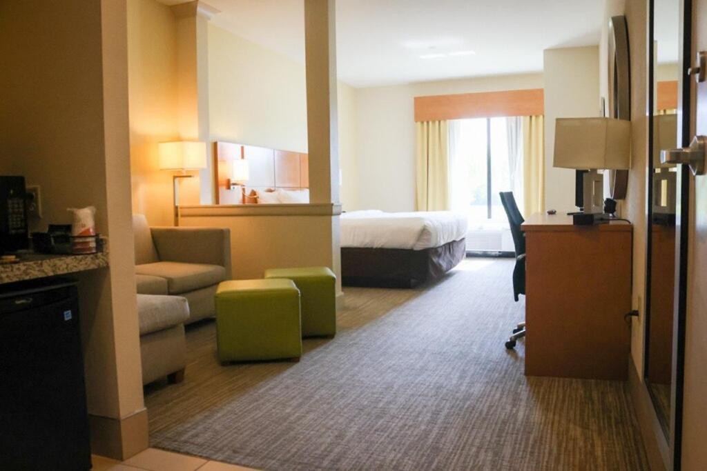 Comfort Suites Bossier City - Shreveport East Exterior photo